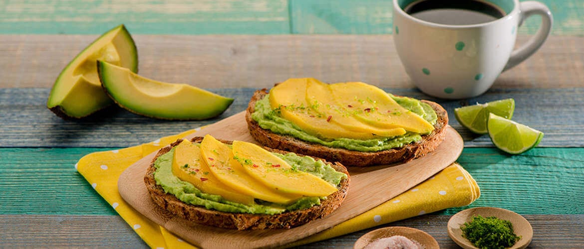 6 Ways to Add Whole Fruits to Your Morning Routine