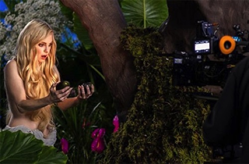 AVOCADOS FROM MEXICO® UNVEILS BIG GAME TEASER STARRING ACTRESS AND AVOCADO LOVER ANNA FARIS